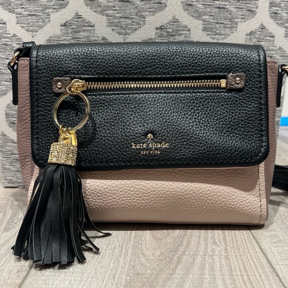 KATE SPADE Crossbody Color blocked with keychain || Black, mauve, light pink - Picture 1 of 10